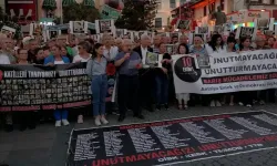 Karanfillerle anıldılar