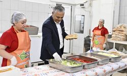 Muratpaşa, 700 öğrenciye yemek desteği verecek