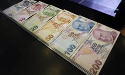 Bankalardan kredi çılgınlığı: 100 bin lira çeken yalnızca bu rakamı ödeyecek!