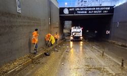 Antalya’daki felaketin izleri böyle siliniyor…