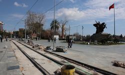 Antalya Nostalji tramvayında engeller gideriliyor
