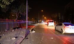 Adana'da motosikletli gençlerin feci sonu