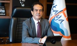 Antalya Ticaret Borsası Başkanı Çandır'dan 23 Nisan mesajı