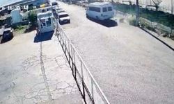 Antalya’da babası ile kavga eden şahısları minibüs ile ezdi