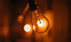 Korkuteli'nde elektrik kesintisi: 1 Mayıs Çarşamba günü kesinti uygulanacak mahallelerin tam listesi...