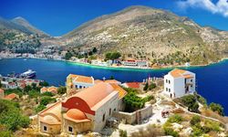 Antalya dibindeki Meis adasına gidebilecek! Yunan adalarında tatil sudan ucuz