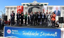 Antalya Döşemealtı Belediyesi'de CHP'den CHP'ye geçen borçlu belediyeler kervanına katıldı