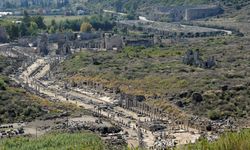 Antalya’daki o antik ketteki 78 yıllık kazı sona erdi! Dev stadyum ortaya çıktı