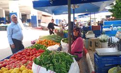 Antalya'nın salı klasiği! Salı Pazarı'nda güncel sebze meyve fiyatları