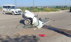 Hatay'da korkunç kaza! Tofaş ikiye bölündü...