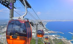 Antalya son dakika...Antalya'da teleferik düştü!