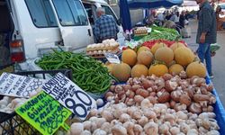 Antalya Muratpaşa Salı Pazarı’nda güncel sebze ve meyve fiyatları… (14.05.2024)