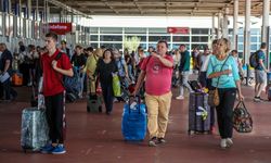 Alman turistlerin Antalya tatiline Avrupa Futbol Şampiyonası rötarı