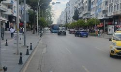 Antalya’da park yasağı sürücüleri ve esnafı karşı karşıya getirdi!