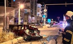 Burdur'da feci kaza! Yol çift taraflı trafiğe kapatıldı
