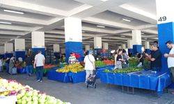 Antalya Muratpaşa Çarşamba Pazarı güncel sebze ve meyve fiyatları… (15 Mayıs 2024)