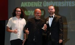 'Akdeniz' en iyi üniversite radyosu oldu!