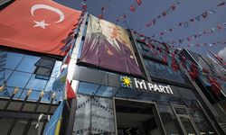 Antalya Milletvekili Uğur Poyraz tekrar İYİ Parti Genel Sekreterliği görevine getirildi