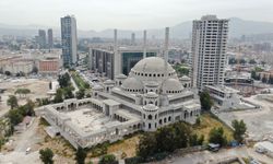 Sadece İzmir'in değil, Ege'nin en büyüğü! 7 yıldır bitmeyen cami inşaatı tepki çekiyor
