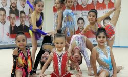 Antalya'nın ritmik jimnastikçileri Kepez'de yetişiyor!