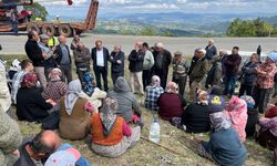 Manisa Gördes'te 10 yılda 3 ormanı yutan nikel madenine köylüler isyan etti!