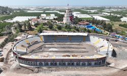 Kumluca’daki Atatürk Stadyumu inşaatında sona gelindi