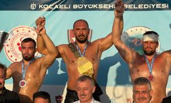 Yağlı güreşlerin süper starı Ali Gürbüz Sekapark'ın  başpehlivanı oldu