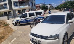 Antalya’da motosiklet ve otomobilin çarpışması sonucu 2 kişi yaralandı