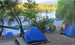 Antalya'da otel devri bitti! Kamp alanları doldu taştı