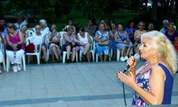 Açık hava konseri, Antalya sıcağında yürekleri serinletti