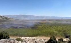 Isparta Eğirdir Gölü'nde 'metan gazı' yangını görüntülendi