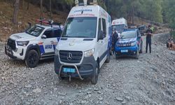 Serinlemek için girdiği Köprüçay Irmağı'nda gözden kayboldu!