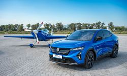 Renault yeni Rafale'yi tanıttı! Hibrit SUV severler yakın takipte