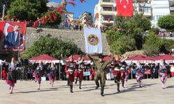 Alanya’da anlam dolu bir gün! Cumhuriyet'i coşkuyla kutladılar