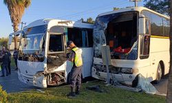 Manavgat’ta işçileri taşıyan servisler çarpıştı! Çok sayıda yaralı var