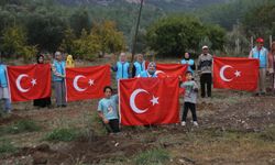 Antalya'da öğrenciler orman yangınının ardından doğaya yeniden hayat verdi