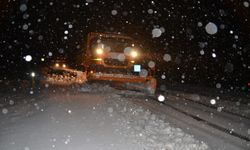 Antalya - Konya yolunda mevsimin ilk kar yağışı başladı