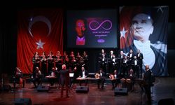 Türkiye Cumhuriyeti’nin kurucusu Mustafa Kemal Atatürk, Antalya’da ‘HASRET’ ile anıldı