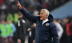 Jose Mourinho’dan kritik derbi öncesi dikkat çeken hareket: O iki futbolcuyu kadroya almadı