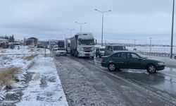 Konya'da ulaşımda kar engeli! Konya-Antalya yolu trafiğe kapatıldı