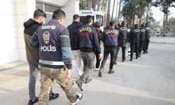 Mersin polisi 190 milyon lira vurgun yapan çeteyi çökertti