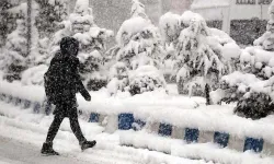 Yoğun kar Karaman'ı esir aldı: Eğitime kar tatili