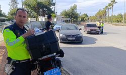 Manavgat'ta trafik denetimi: Yabancı plakalı araç trafikten men edildi