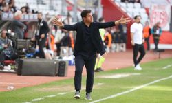 Antalyaspor’un hocası Emre Belözoğlu İngiltere yolcusu