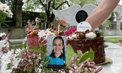 Acılı aile ve okul arkadaşları Mahra Melin Pınar'ın mezarı başında buluştu