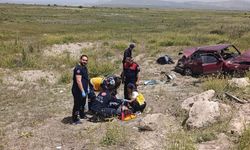 Burdur'da devrilen arabada can pazarı: 5 kişi yaralandı