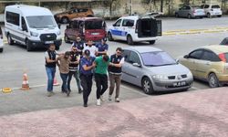 Muğla’da makas atıp, polislere saldıran şüpheli serbest bırakıldı