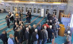 Anamur'dan 11 hacı adayı dualarla kutsal topraklara uğurlandı