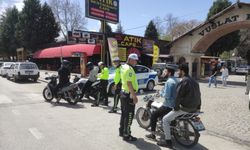 Beyşehir'de motosiklet denetimleri sıkılaştı: Kask takmayanlar KGYS kameralarına takılıyor!