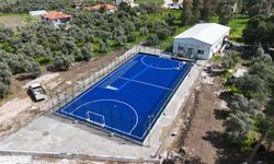 Bozüyük’te genç sporculara modern çim hokeyi sahası